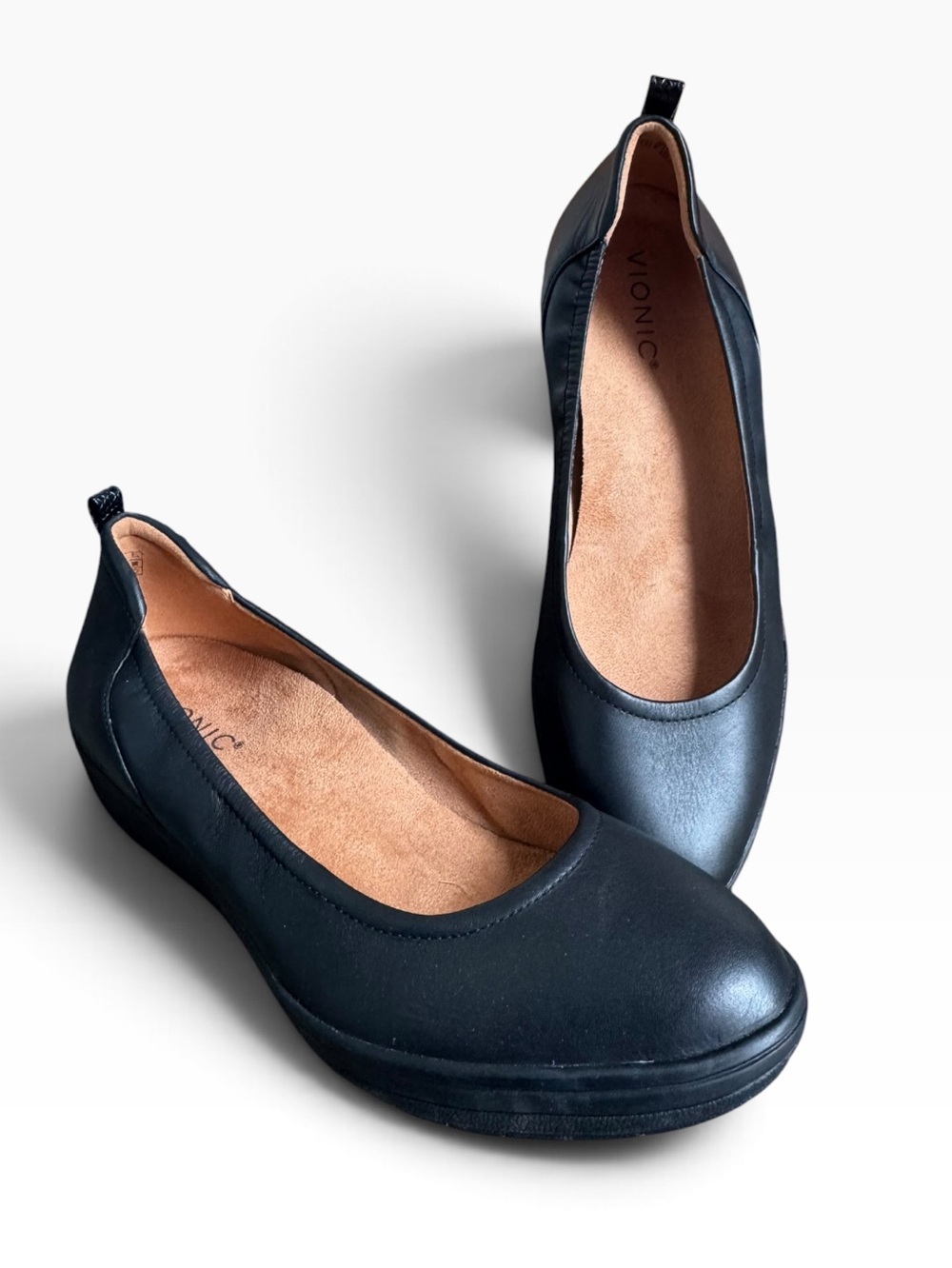 Vionic Jacey black leather slip on wedge shoe size 10